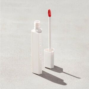 Fenty Beauty- POUTSICLE HYDRATING LIP STAIN in Zesty Bestie